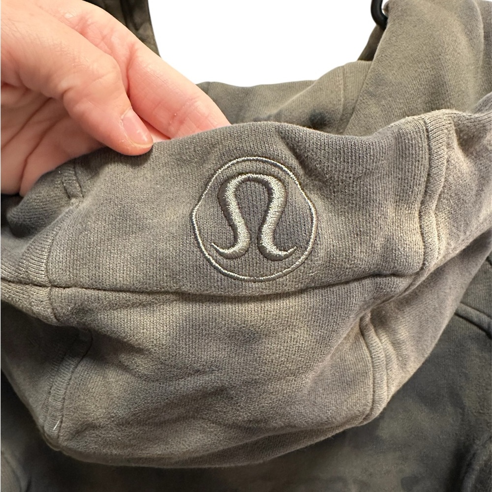 LULULEMON FULL ZIP TIE DYE HOODED SCUBA JACKET SIZE 8 - Picture 4 of 4